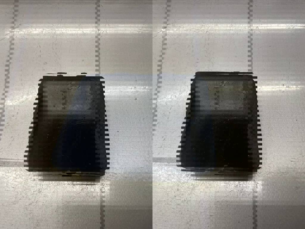 Audi 80  90  B3  86-91 для Заглушка