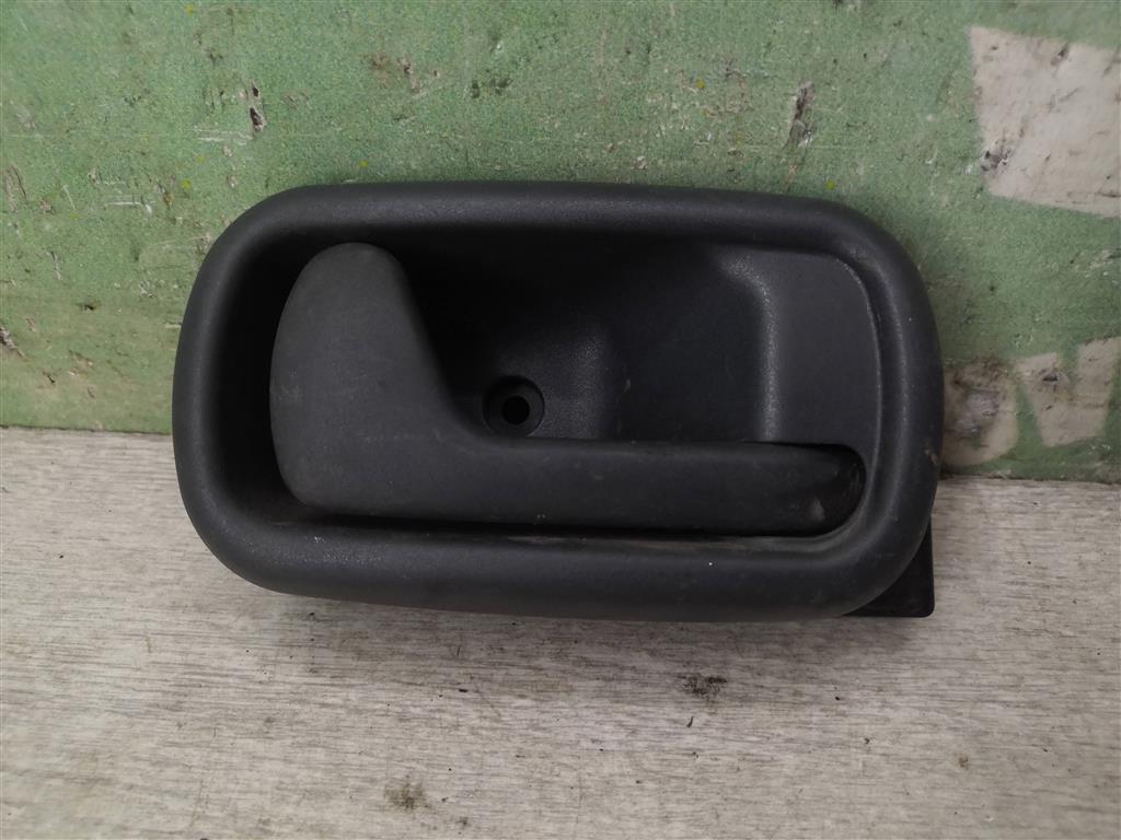 Fiat Punto 1(176) 93-99 для Ручка двери задней внутренняя правая