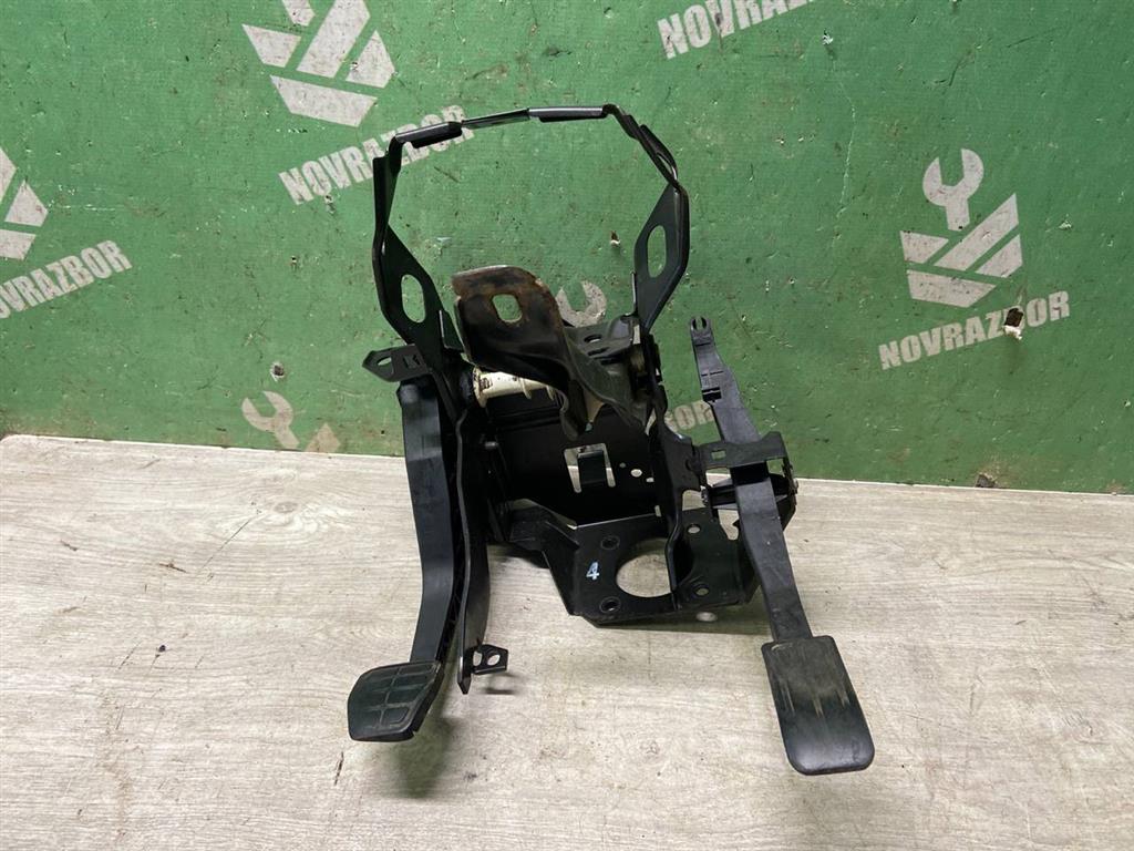 VW Golf 3 Vento 91-97 для Блок педалей