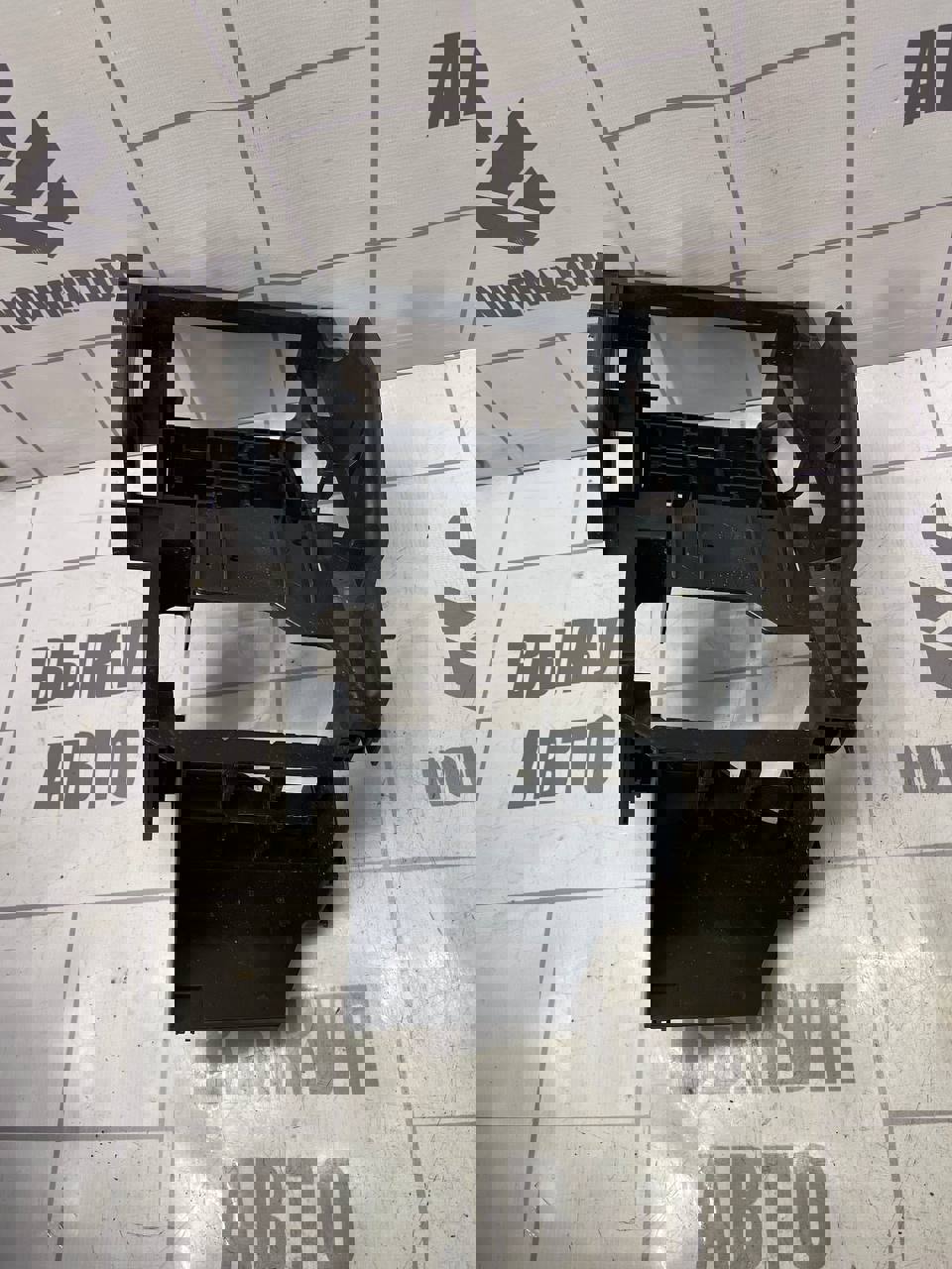 Skoda Yeti 2009-2018 для Кронштейн (сопут. товар)