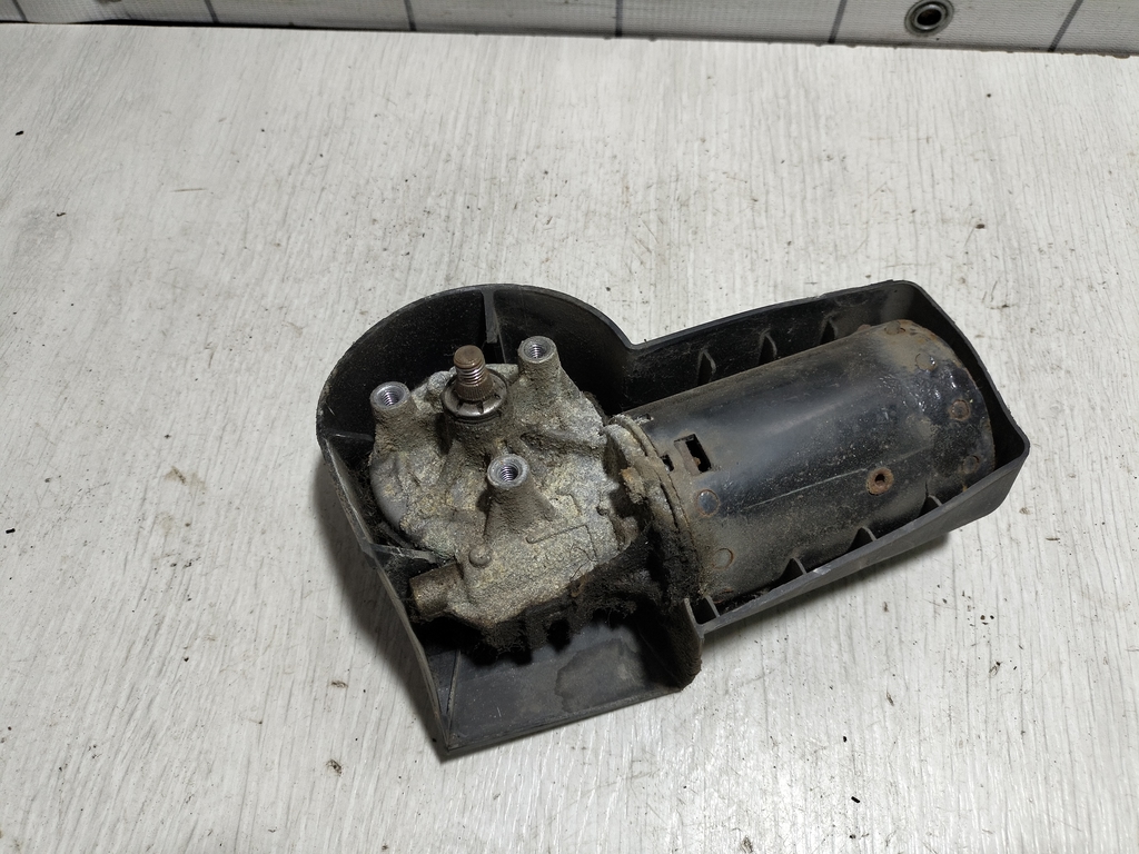 Ford Focus 1 1998-2004 для Моторчик стеклоочистителя передний