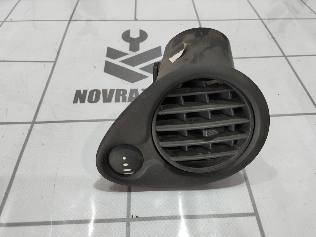 Renault Clio 3  2005-2012 для Дефлектор воздушный