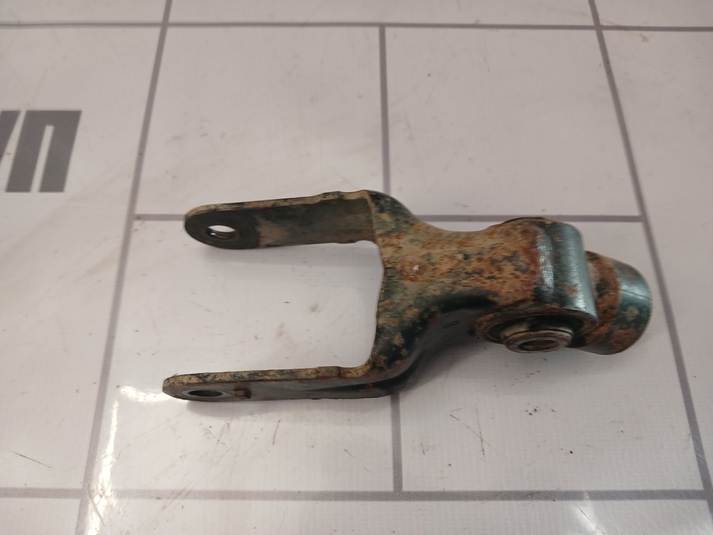 Peugeot 307 2001-2008 для Опора двигателя задняя