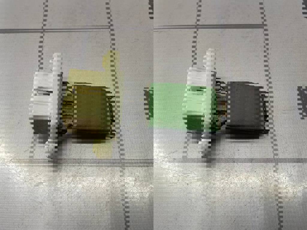 Ford Focus 2 05-08 для Резистор отопителя