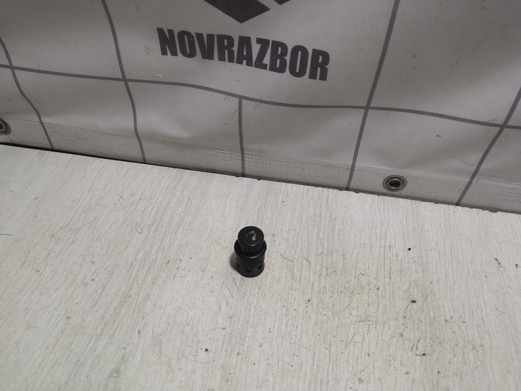 VW Passat B5 96-00 для Прикуриватель