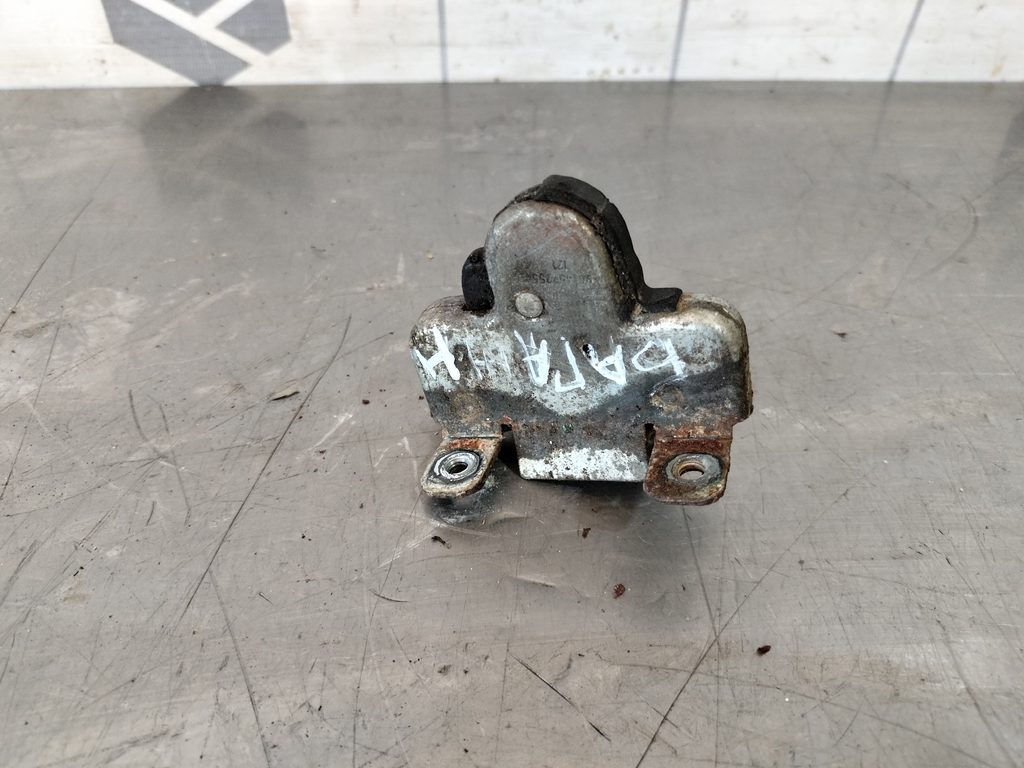 Opel Vectra B 1999-2002 для Замок багажника