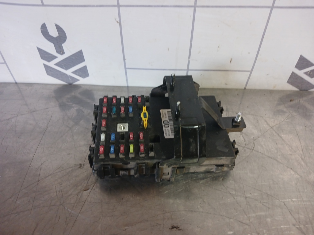 Chevrolet Aveo (T250) 2005-2011 для Блок предохранителей