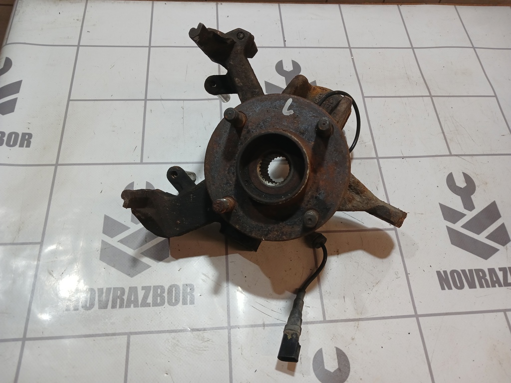 Ford Focus 1 1998-2004 для Кулак поворотный передний левый