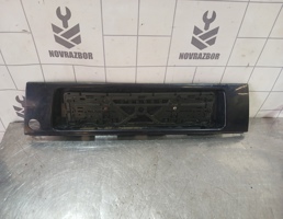 Накладка крышки багажника для Audi A6 (C4) 1994-1997  запчасти бу