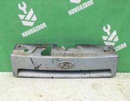 Решетка радиатора для LADA ВАЗ 2110  запчасти бу