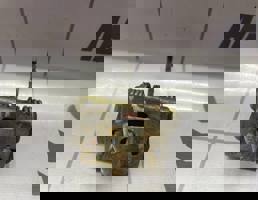 Ограничитель двери для Peugeot 307 2001-2008  запчасти бу