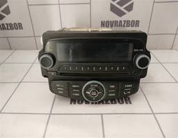 Магнитола для Chevrolet Aveo (T300) 2011-2015  запчасти бу