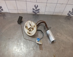 Насос топливный электро для VW Passat B5 96-00  запчасти бу