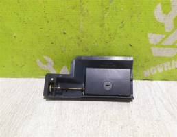 Замок бардачка для Audi 80  90  B3  86-91  запчасти бу