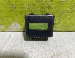 Реле для Mitsubishi Space Wagon (N3,N4) 1991-2000  запчасти бу