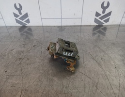 Замок двери передней правой для Daewoo Espero 91-99  запчасти бу