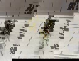 Ограничитель двери для Peugeot 307 2001-2008  запчасти бу