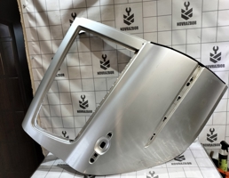 Дверь задняя правая для Renault Clio 3  2005-2012  запчасти бу