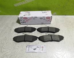 Колодки тормозные передние к-кт для Audi 80  90  B3  86-91  запчасти бу