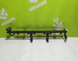 Рейка топливная (рампа) для VW Golf 3 Vento 91-97  запчасти бу