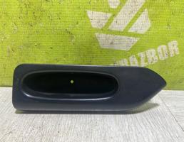 Ручка двери задней внутренняя левая для Renault Laguna 94-99  запчасти бу