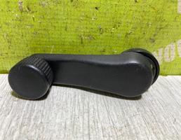Ручка стеклоподъемника для VW Golf 3 Vento 91-97  запчасти бу