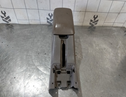 Консоль для Mazda 626 (GE) 1992-1997  запчасти бу