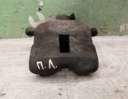 Суппорт передний левый для Nissan Primera P11 96-02  запчасти бу