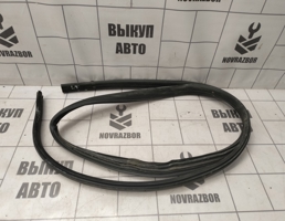 Уплотнитель двери для Renault Logan 2 14-18  запчасти бу