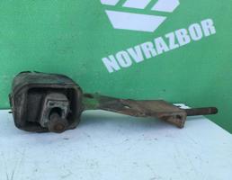 Опора КПП для Audi 80 B2 80-86  запчасти бу