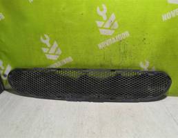 Решетка в бампер центральная для Ford Escort /Orion 1995-1998  запчасти бу