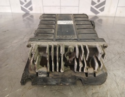 Блок управления двигателем для VW Passat  B3  1988-1993  запчасти бу