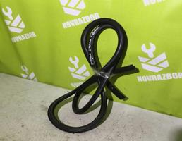 Уплотнитель стекла двери для Renault Kangoo 97-03  запчасти бу
