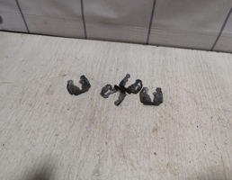 Кронштейн (сопут. товар) для Peugeot 307 2001-2008  запчасти бу