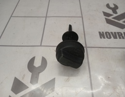 Крышка бачка гидроусилителя для VW Golf 3 Vento 91-97  запчасти бу