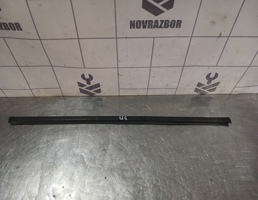 Молдинг стекла для Fiat Punto 2 (188) 99-10  запчасти бу