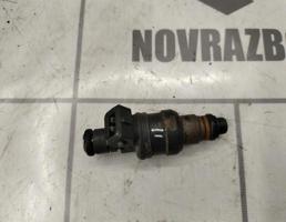 Форсунка инжекторная для VW Passat B5 96-00  запчасти бу