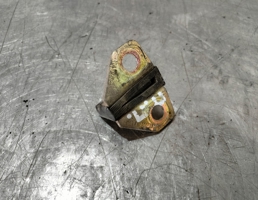 Ответная часть замка двери для Volvo 440 1992-1994  запчасти бу