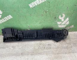 Кронштейн радиатора для BMW X3 F25 2010-2017  запчасти бу