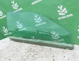 Стекло двери передней правой для VW Polo 94-99  запчасти бу