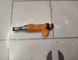 Форсунка инжекторная для Suzuki SX4 2006-2013  запчасти бу