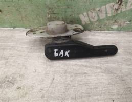 Ручка открывания лючка бензобака для Nissan Primera P11 96-02  запчасти бу