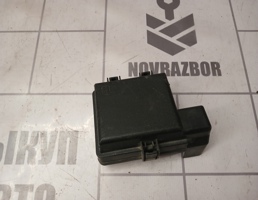 Крышка блока предохранителей для Renault Megane 3 09-16  запчасти бу