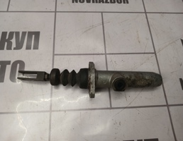 Цилиндр сцепления главный для Audi 80  90  B3  86-91  запчасти бу