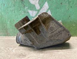 Кронштейн для VW Golf 3 Vento 91-97  запчасти бу