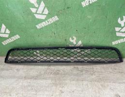 Решетка в бампер центральная для BMW X3 F25 2010-2017  запчасти бу