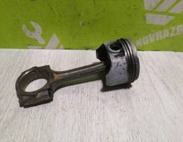 Поршень с шатуном для Suzuki Baleno 98-07  запчасти бу