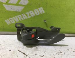 Ручка двери задней внутренняя левая для Mitsubishi Galant 8  EA 97-03  запчасти бу
