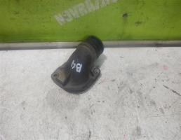 Крышка термостата для VW Passat B4 94-96  запчасти бу