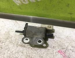 Клапан электромагнитный для Volvo S40 95-98  запчасти бу